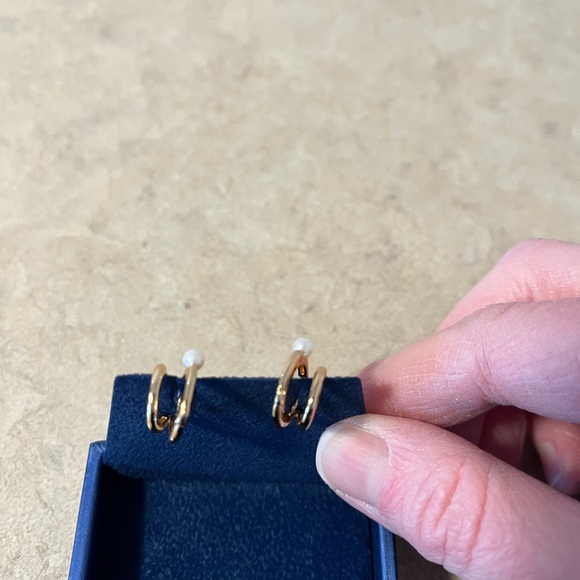 Gold and Pearl Hoop Earrings - Picture 2 of 3